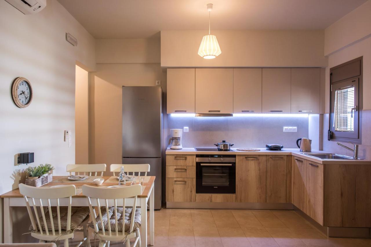 Caravel Apartments Stalis Eksteriør billede